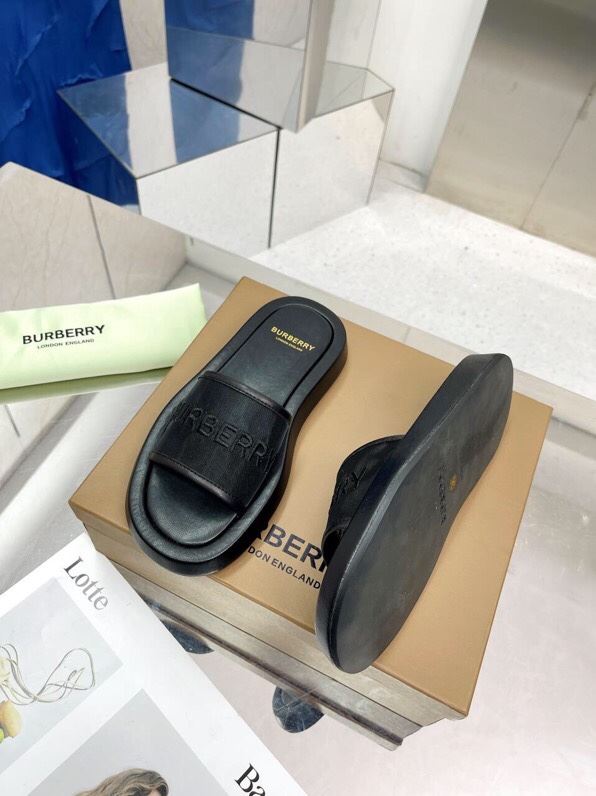 Burberry Slippers